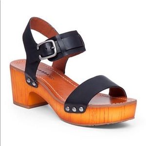 Hannela Chunky Faux Wood Leather Sandal | Sz 10